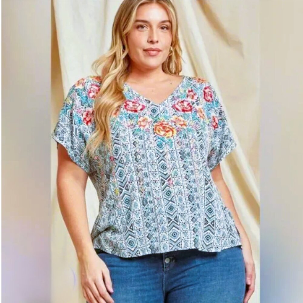 Savanna Jane Top Women's Medium Floral Embroidered Boho V-Neck‎